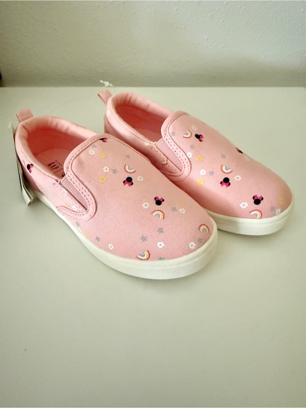 Gap × Disney Toddler Minnie Mouse Slip-On Sneakers, Size 10